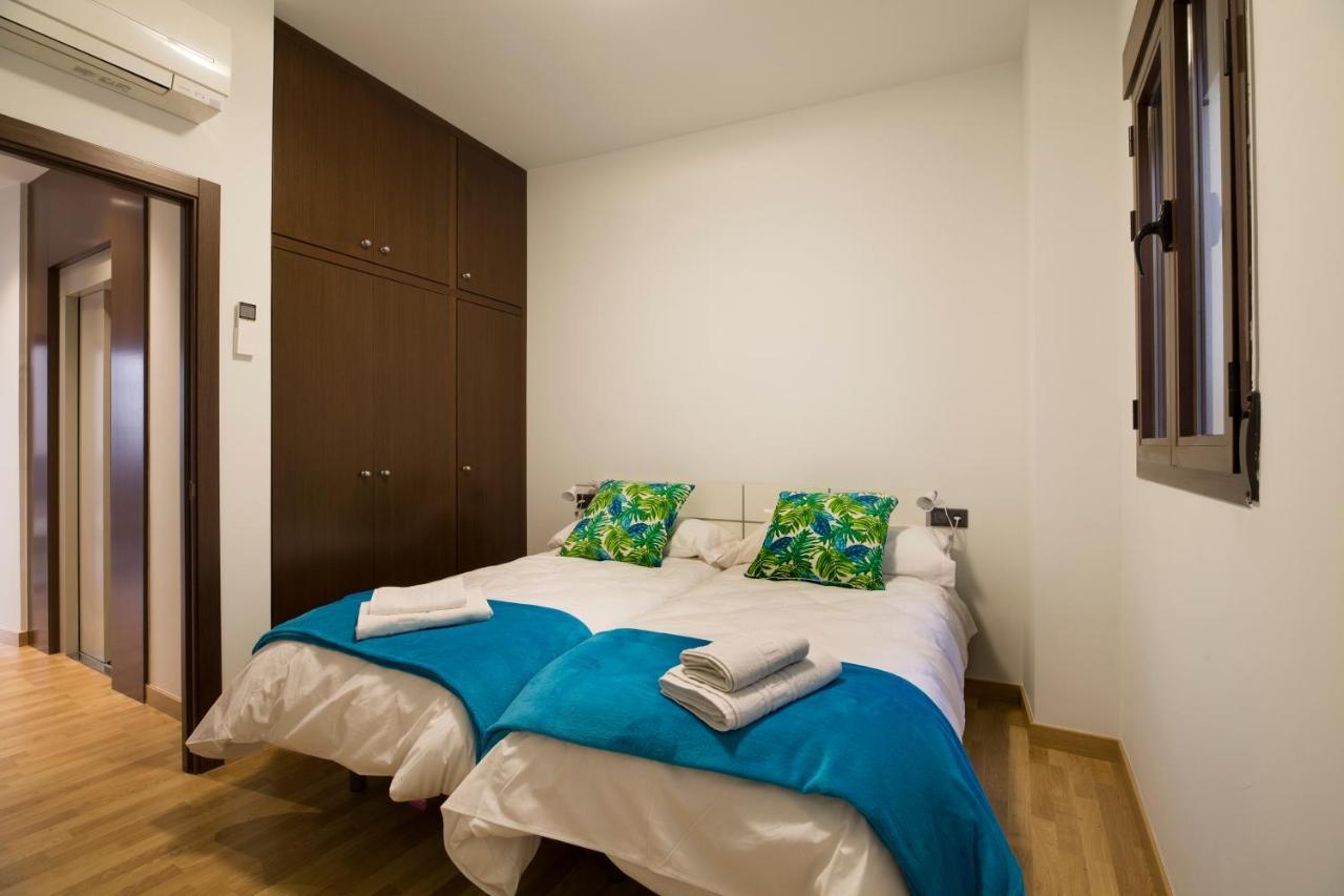 Two-Bedroom Apartment,758057101:JPEG